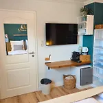 Nordseezimmer Koje - Wlan, Parkplatz, Eigenes Bad, Fahrradschuppen, Rollladen منزل للإقامة أوترندورف