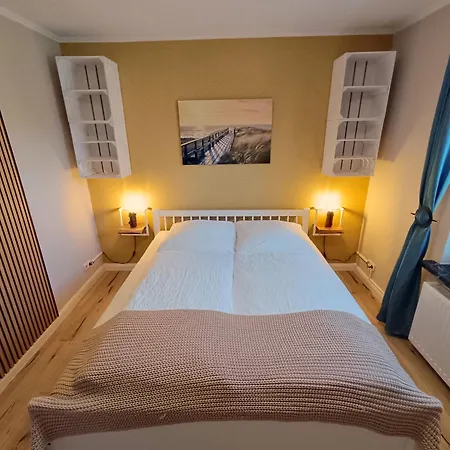 Nordseezimmer Koje - Wlan, Parkplatz, Eigenes Bad, Fahrradschuppen, Rollladen Alloggio in famiglia