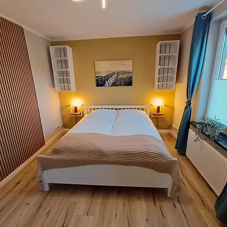 Nordseezimmer Koje - Wlan, Parkplatz, Eigenes Bad, Fahrradschuppen, Rollladen * Otterndorf